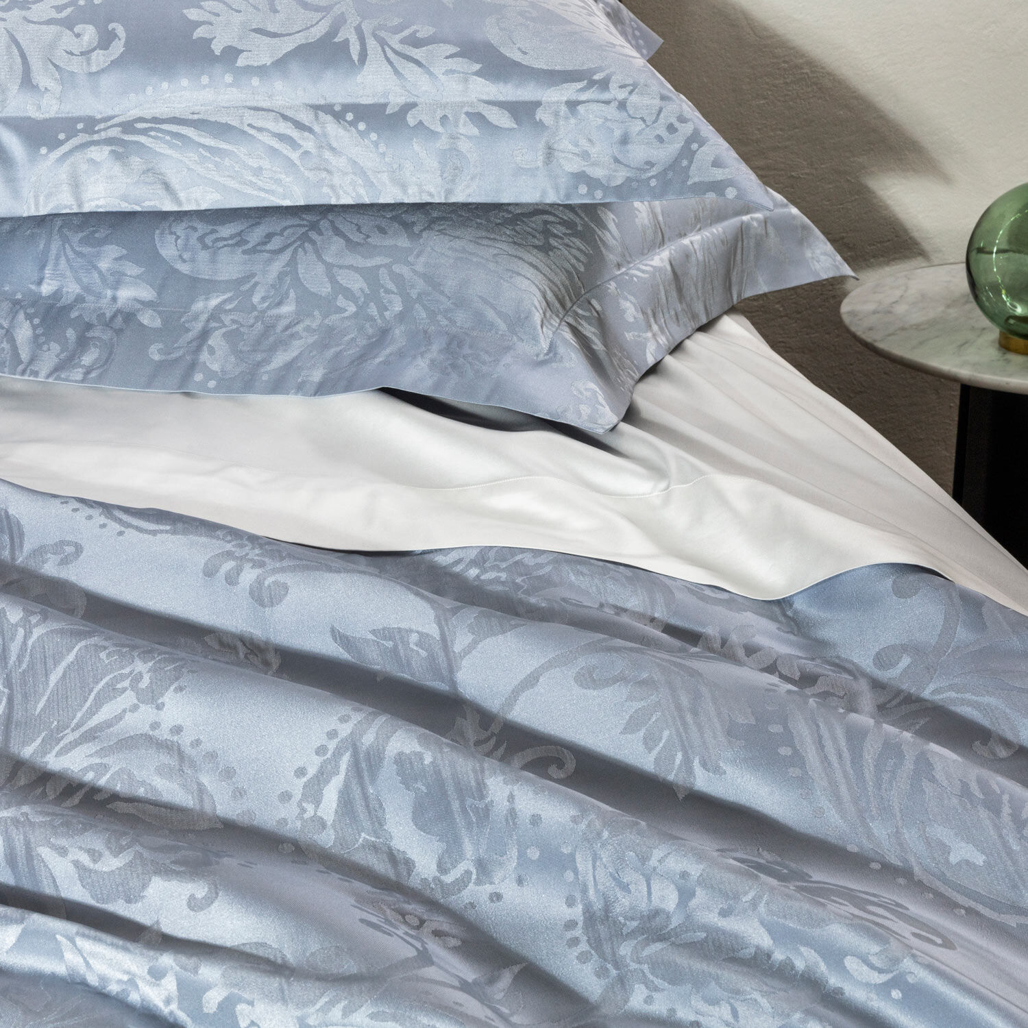 slide 5 Luxury Brocade Duvet Cover