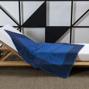 slide 1 Frame Beach Towel