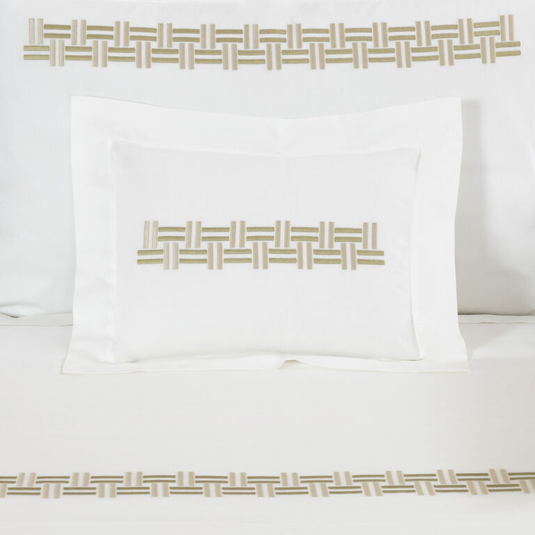 slide 1 Basket Weave Embroidery Boudoir