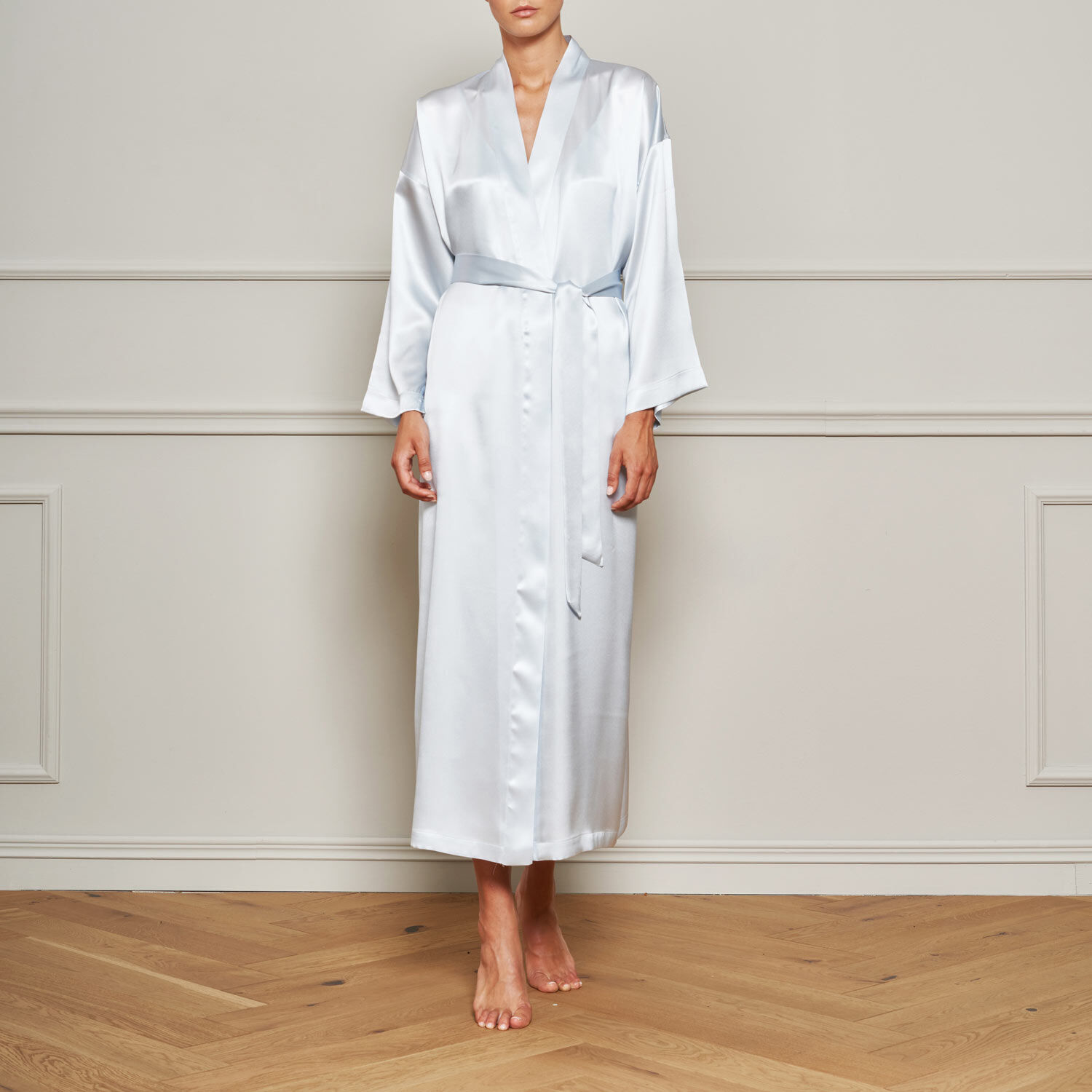 White silky deals dressing gown