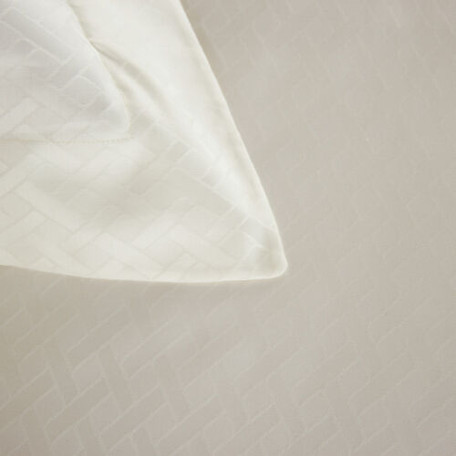 slide 3 Savona Duvet Set