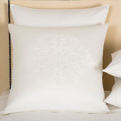 Medallion Heart Euro Pillowcase