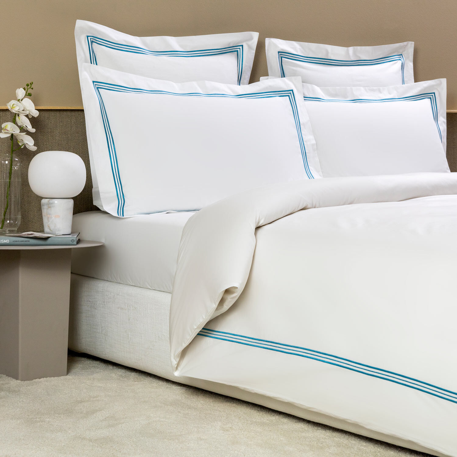 slide 2 Triplo Bourdon Duvet Cover