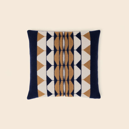 Deco Cushion 001