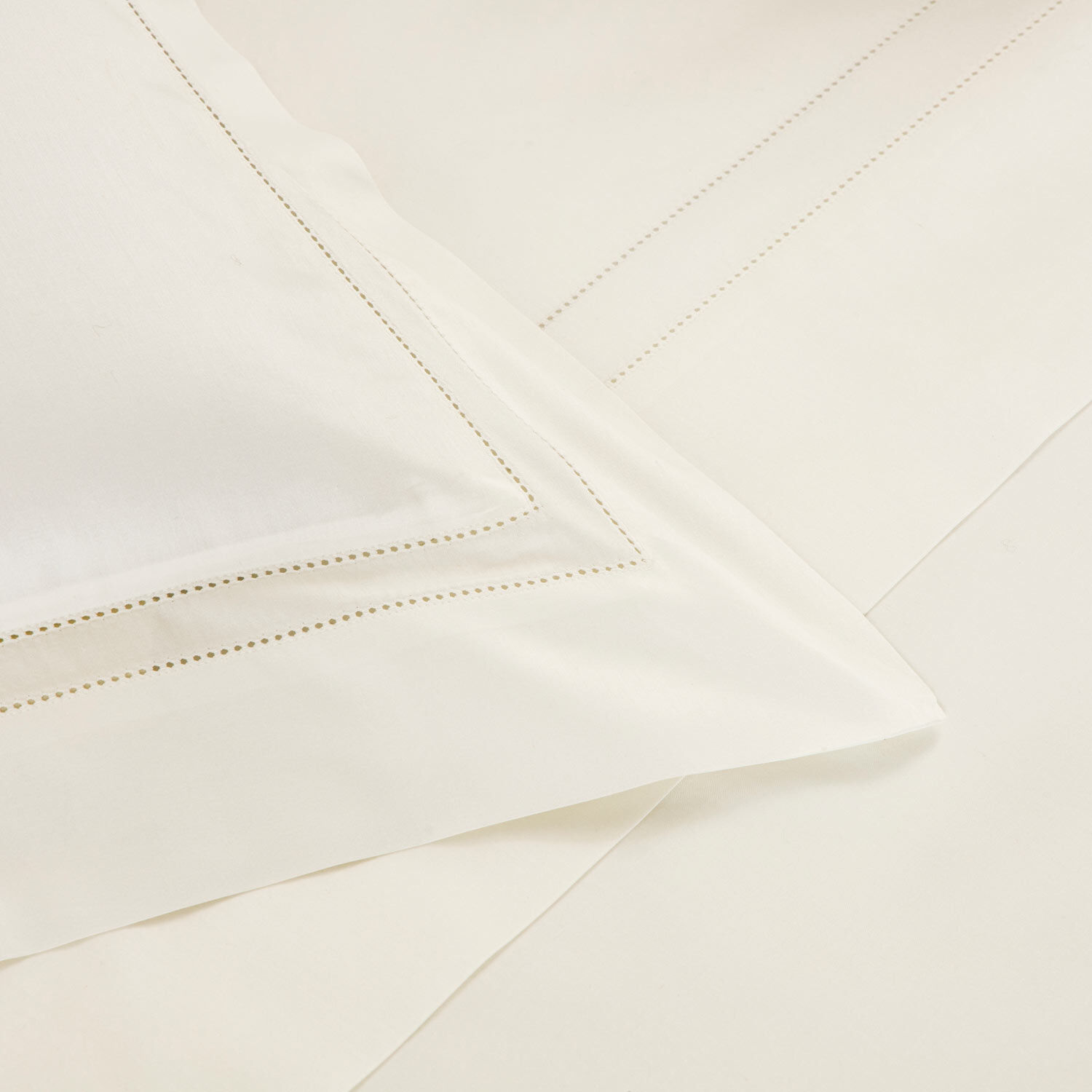 slide 3 Doppio Ajour Sheet Set