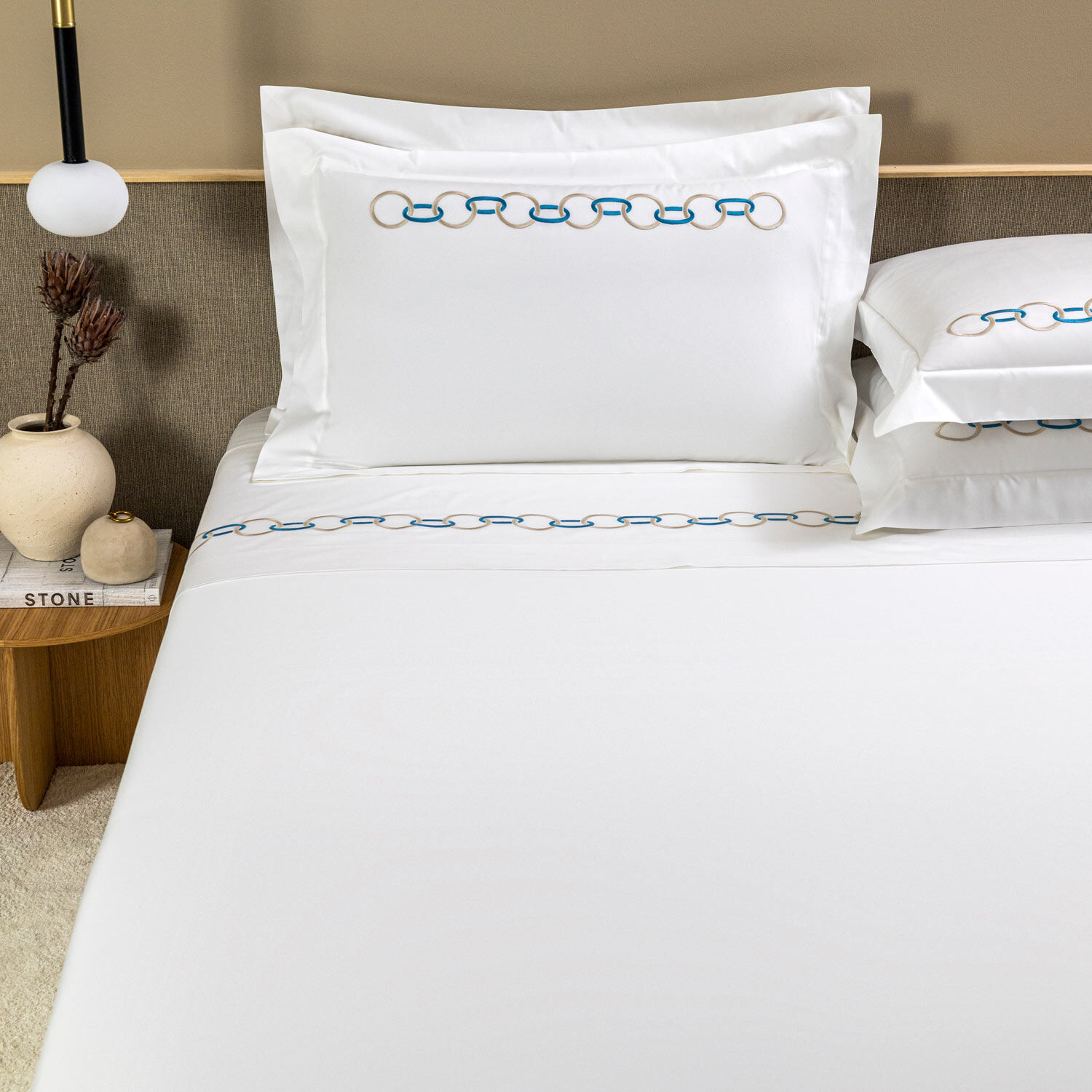 slide 2 Links Embroidered Sheet Set