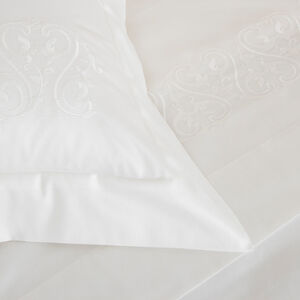 slide 3 Ornate Medallion Embroidered Sham