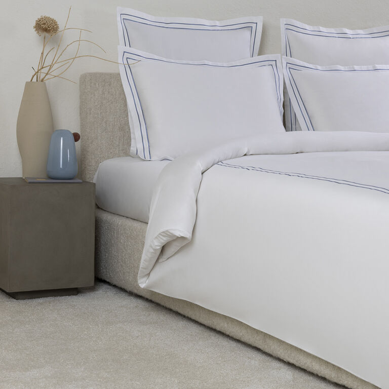 slide 2 Elegance Duvet Cover