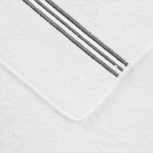 slide 3 Triplo Bourdon Wash Cloth