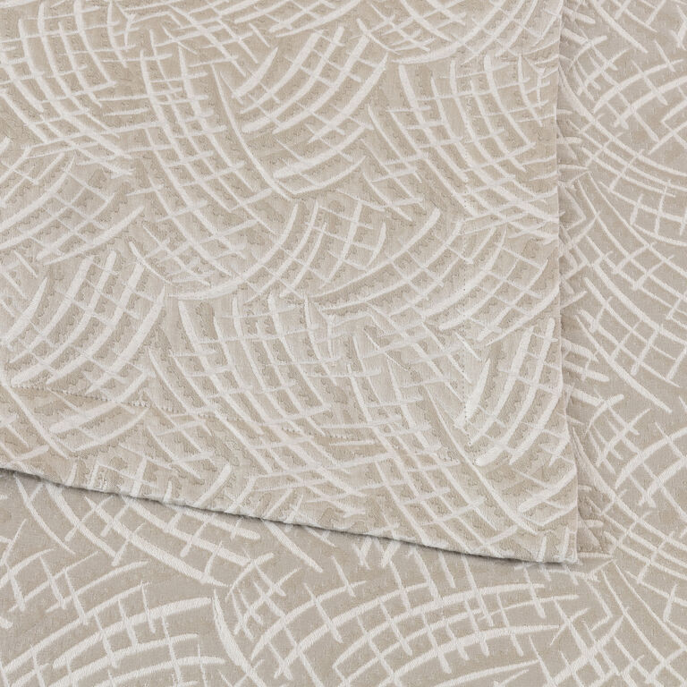 slide 3 Luxury Grove Bedspread