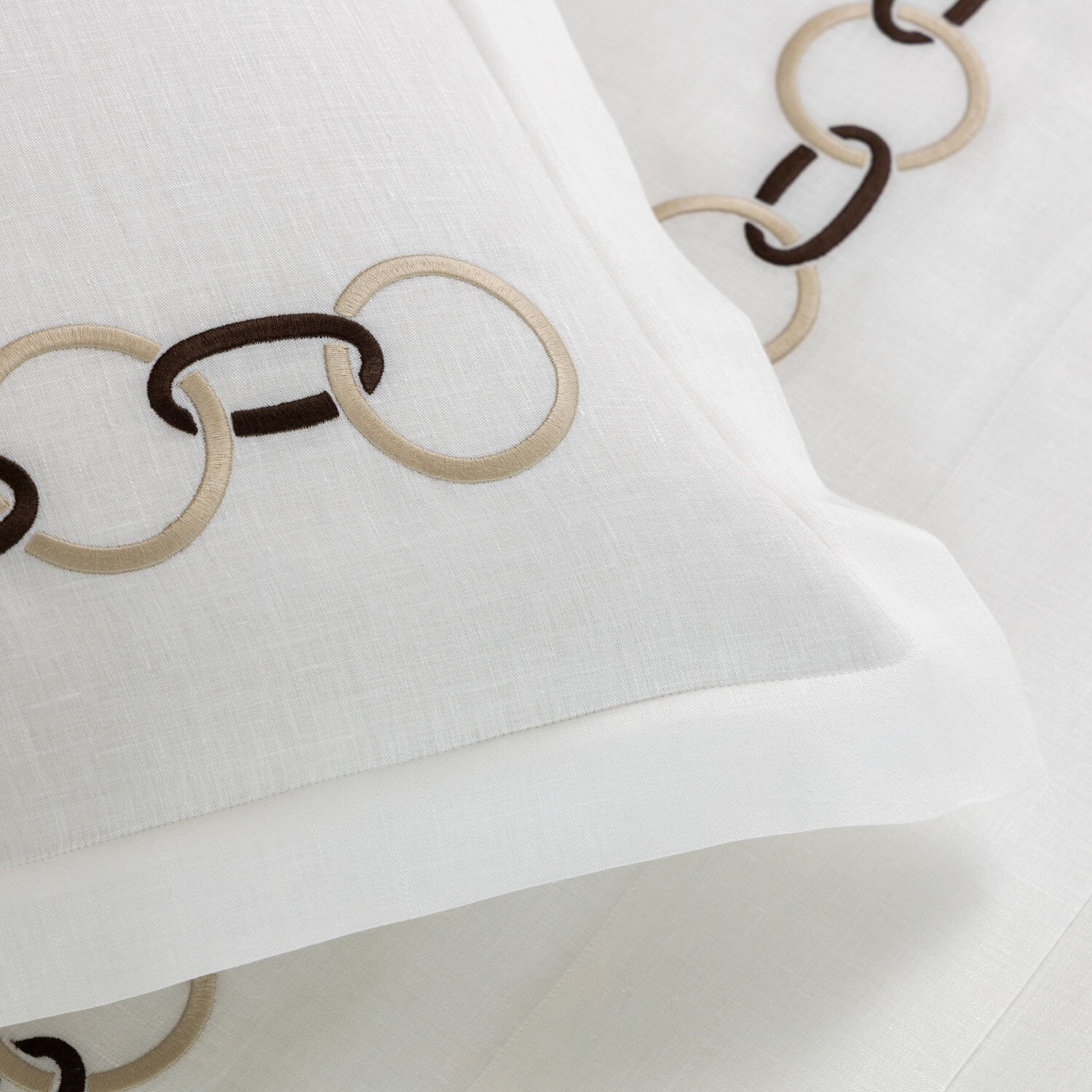 slide 3 Links Embroidered Pure Linens Sheet Set