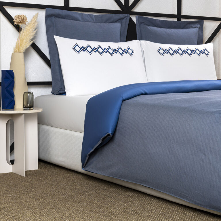 slide 2 Shirting Duvet Cover