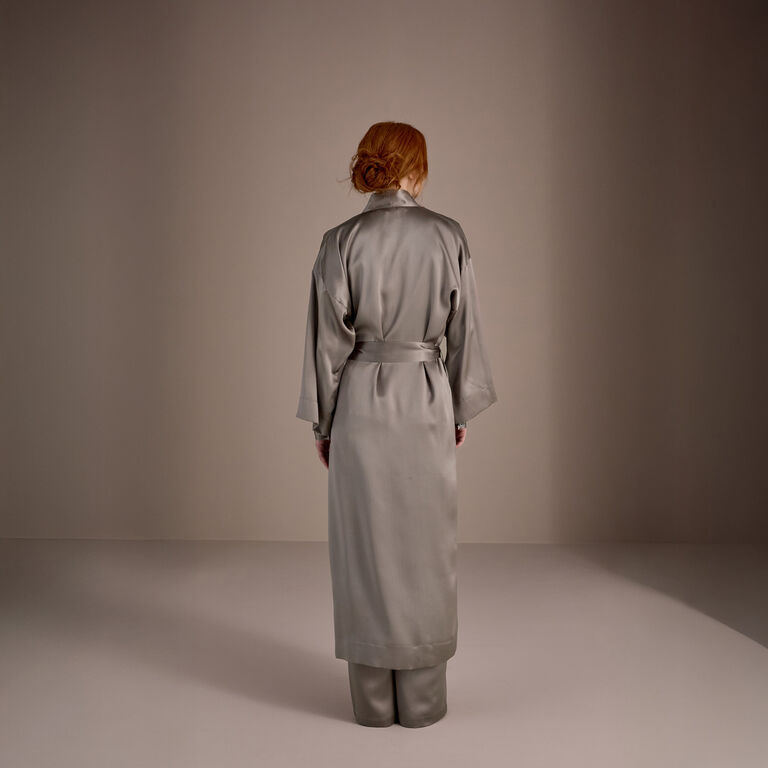 slide 3 Cascade Robe