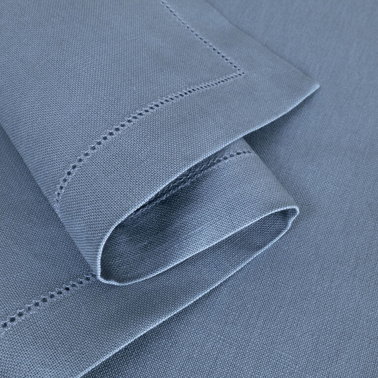 slide 5 Artistry Ajour Napkins Set