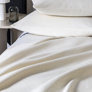 slide 5 Seraphic Bedspread