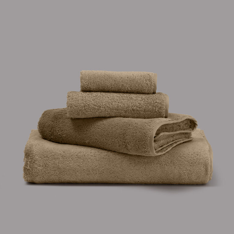 slide 3 Unito Bath Towel