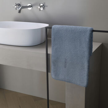 Unito Bath Towel