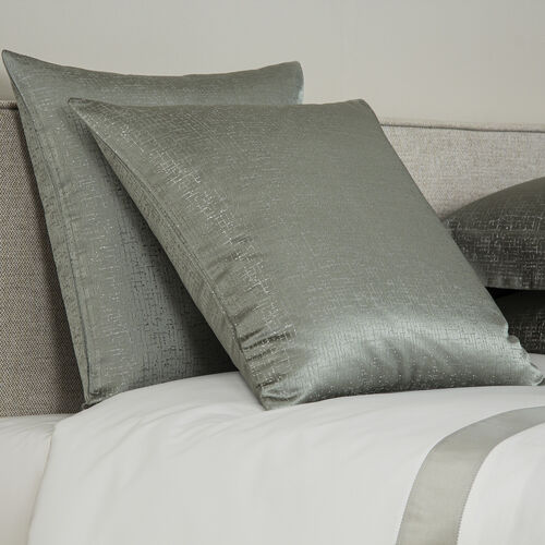 Luxury Glowing Weave Decorative Pillow Frette