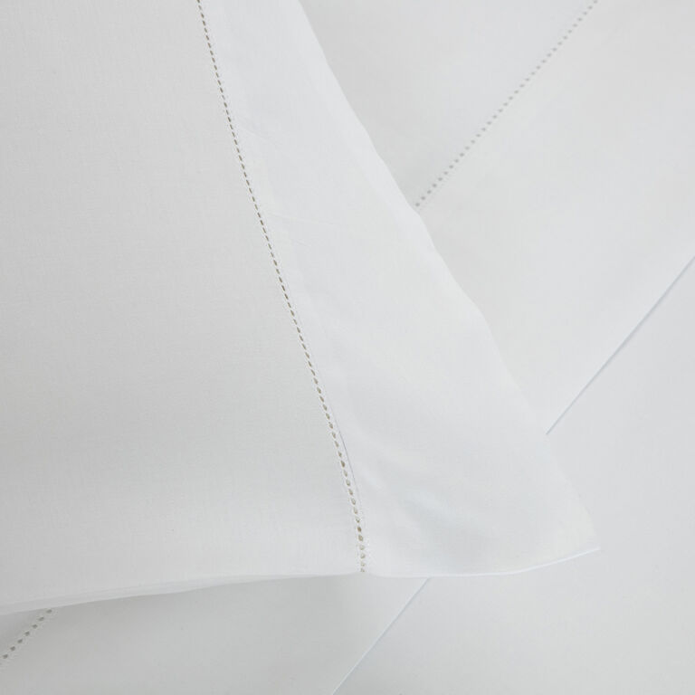 slide 3 Single Ajour Pillowcase Set