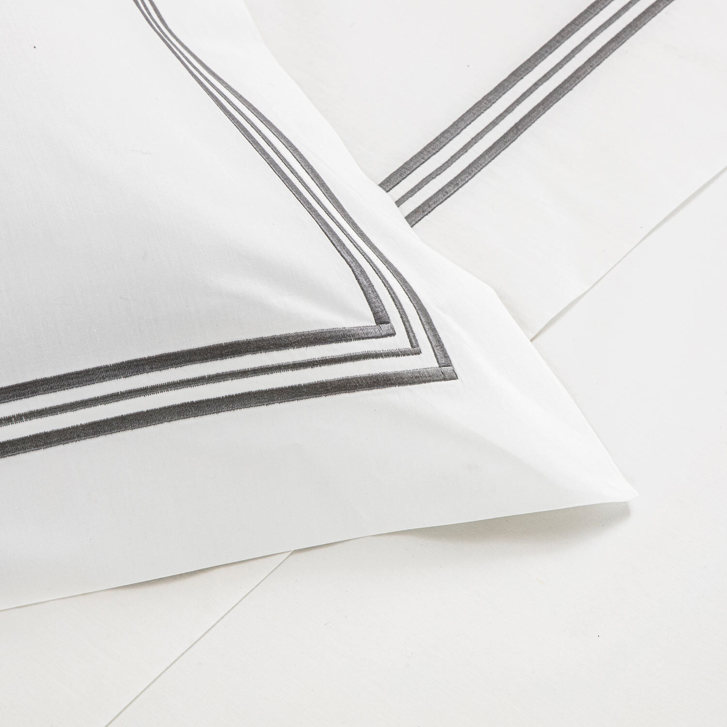 slide 3 Triplo Bourdon Sheet Set