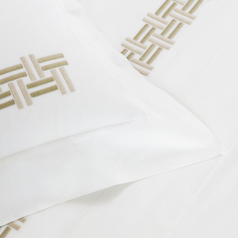 slide 3 Basket Weave Embroidery Duvet Cover
