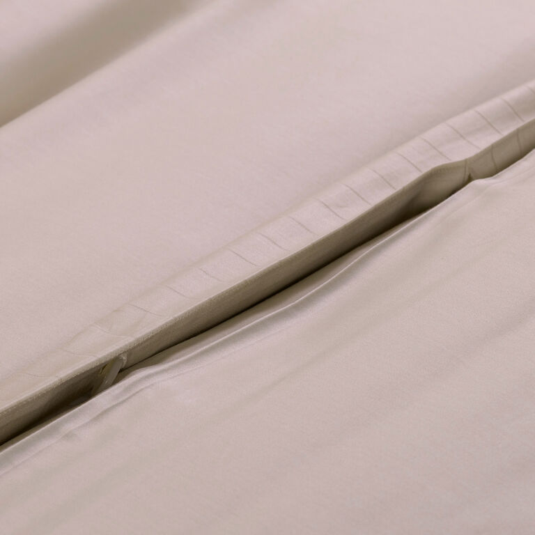 slide 3 Sonia Duvet Cover