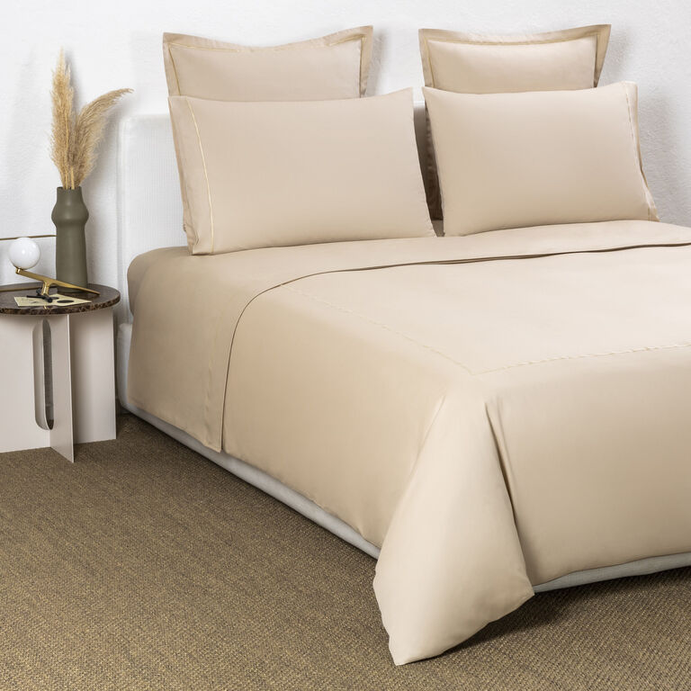slide 4 Camelia Duvet Cover