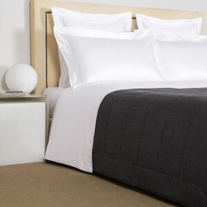 slide 2 Simple Warm Comforter