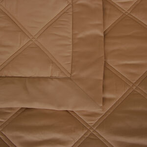 slide 3 Lozenge Light Quilt
