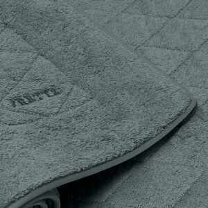 slide 3 Unito Bath Mat