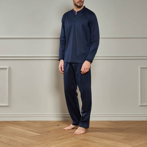 Tactful Pyjamas