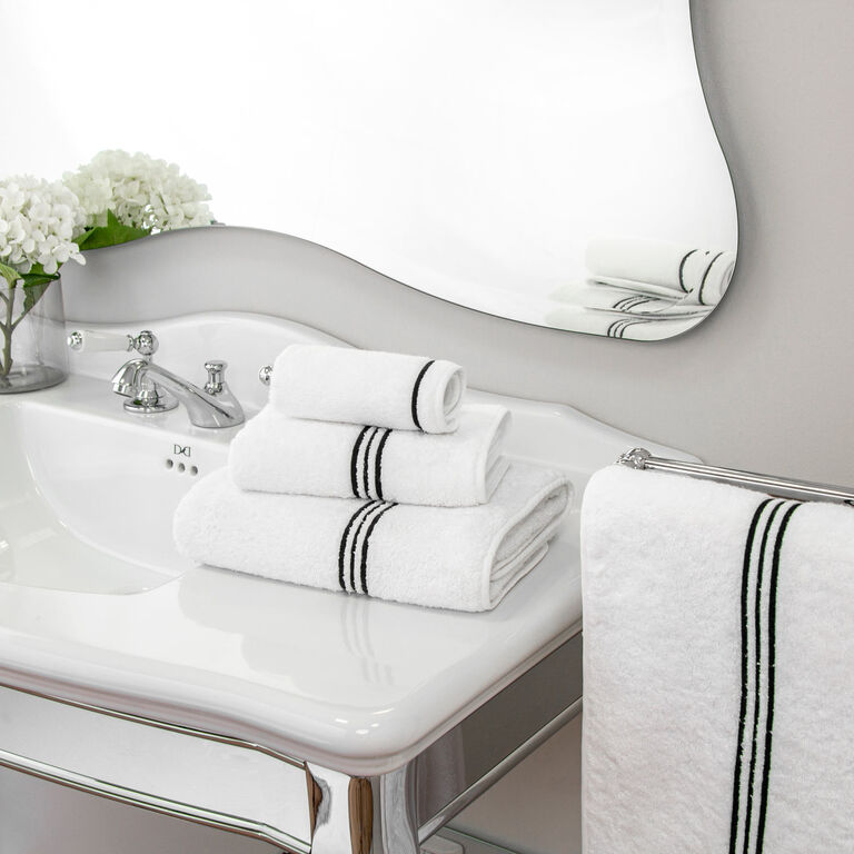 slide 4 Triplo Bourdon Bath Sheet
