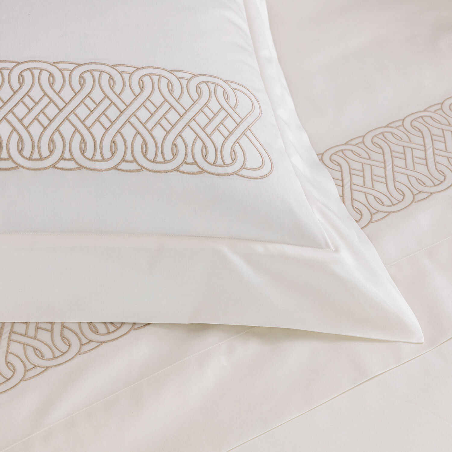 Auspicious Embroidered Duvet Cover
