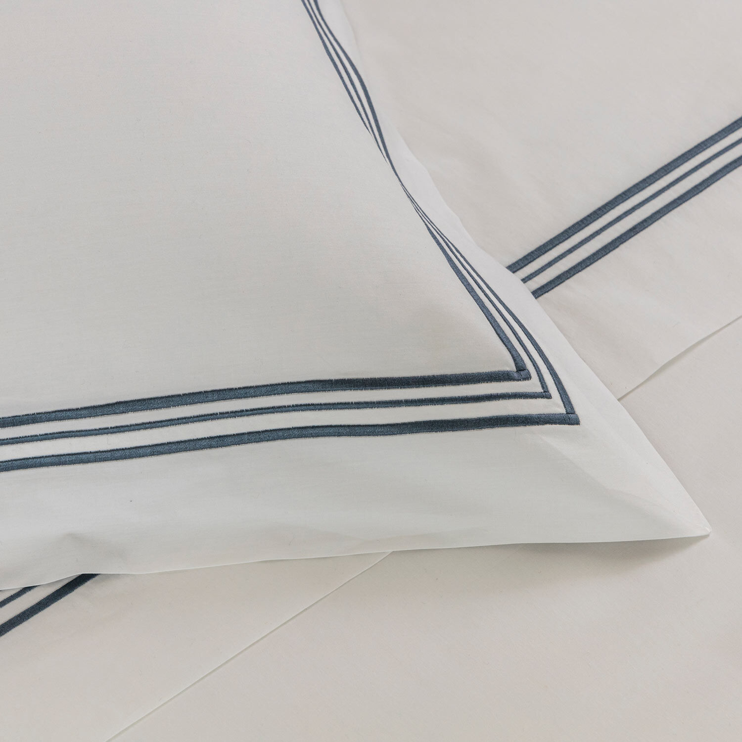 Triplo Bourdon Boudoir Sham