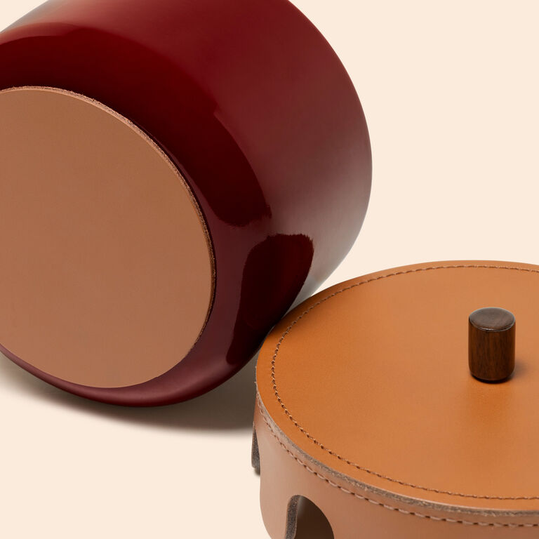 slide 4 Modernism Medium Lacquered Pot