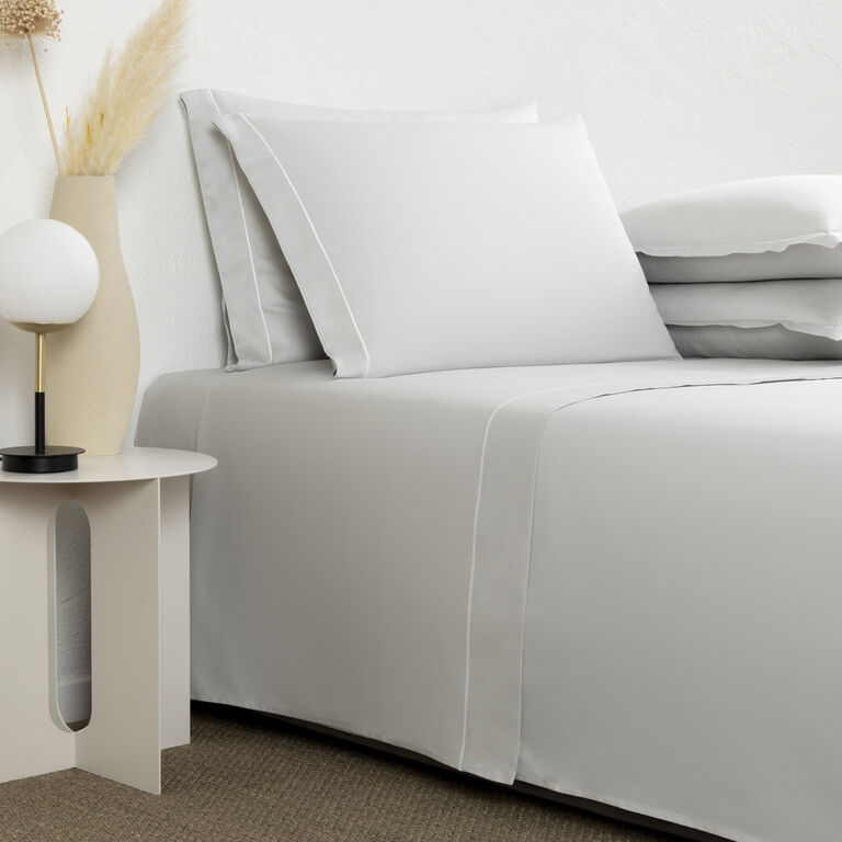 slide 1 Camelia Sheet Set