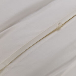 slide 3 Pliant Duvet Cover