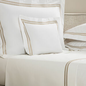 slide 2 Triplo Bourdon Boudoir Sham