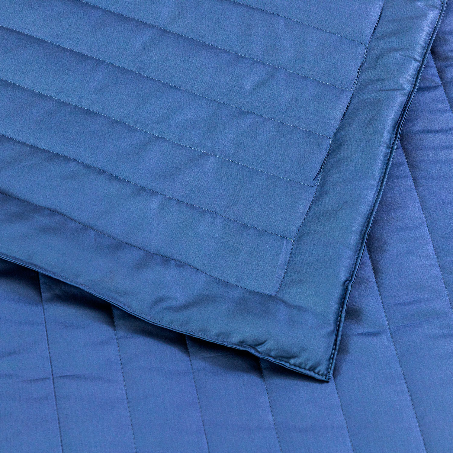 slide 3 Vertical Light Quilt