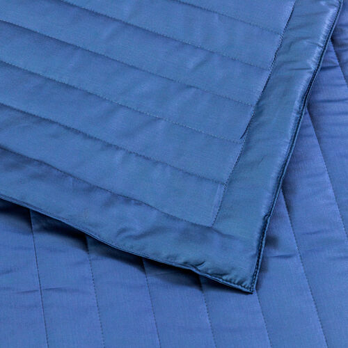 slide 3 Vertical Light Quilt