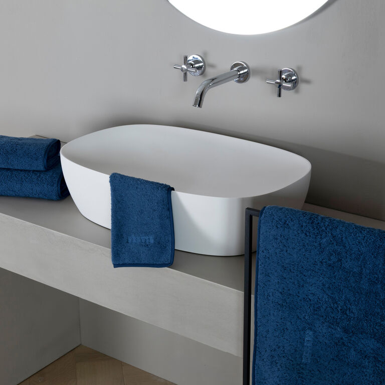 slide 2 Unito Bath Sheet