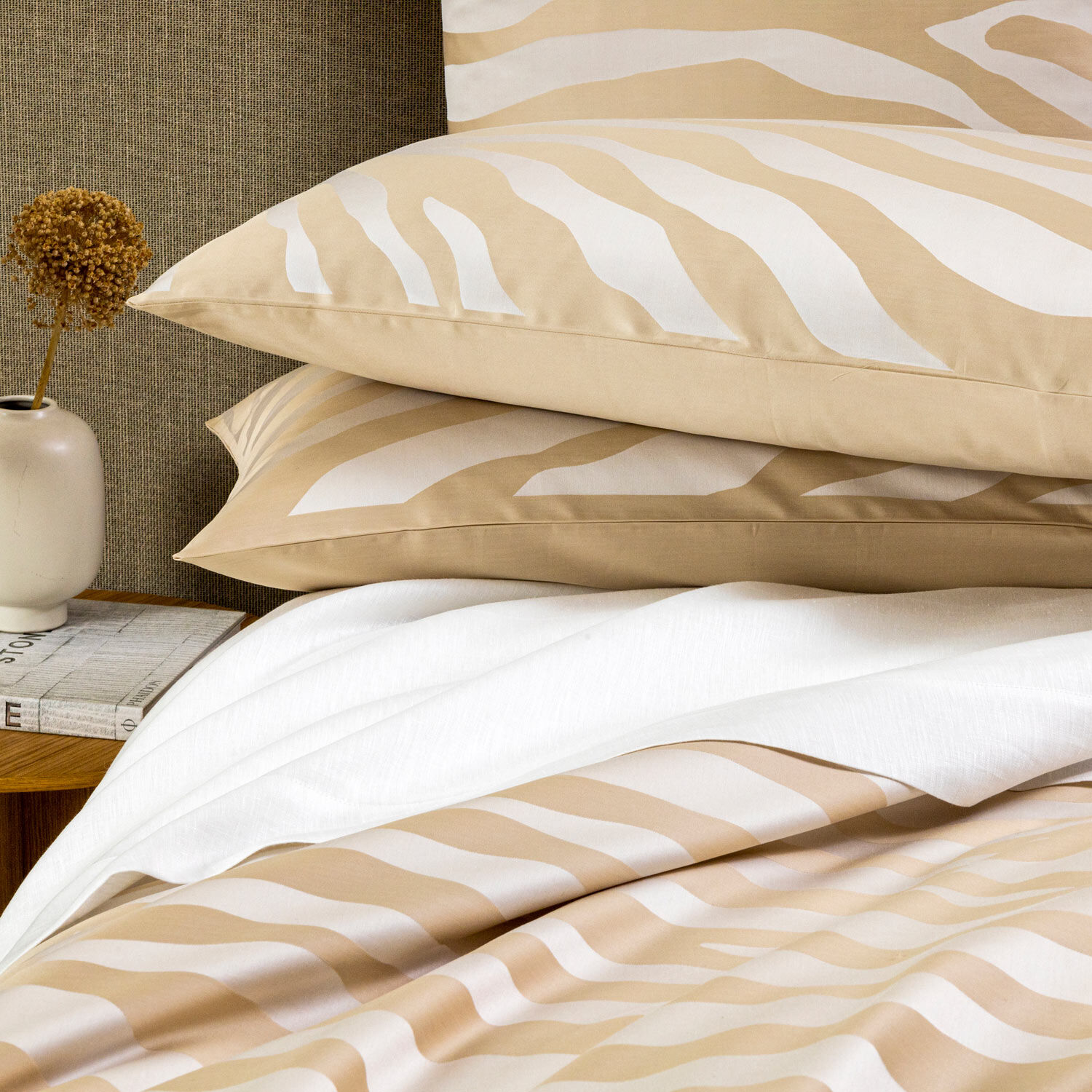 Dunes Euro Pillowcase Set