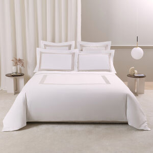 slide 4 Sateen Breeze Border Sheet Set