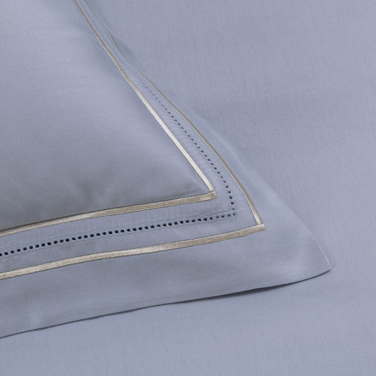 slide 3 Elegance Euro Sham