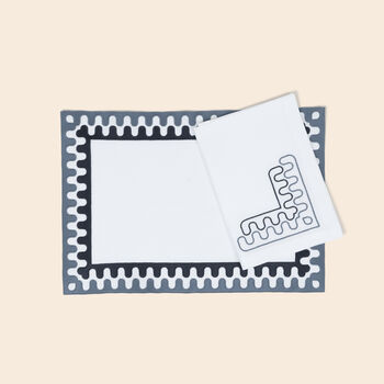 Modernism Forma Placemat and Napkins Set