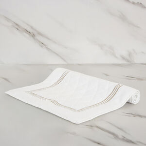 slide 1 Triplo Bourdon Bath Mat