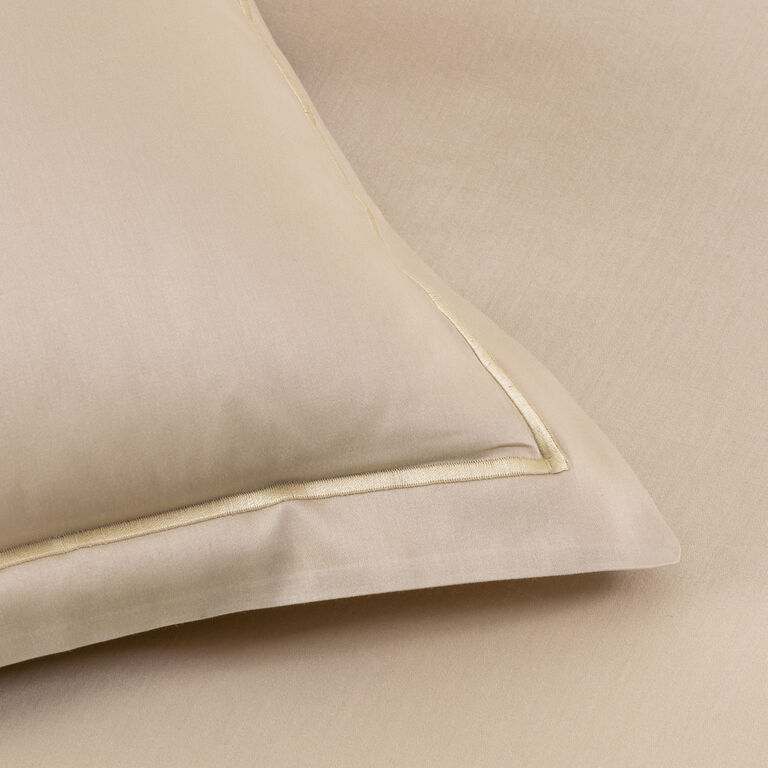 slide 3 Camelia Duvet Cover