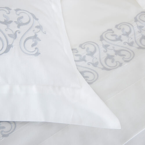 Ornate Medallion Embroidered Sheet Set
