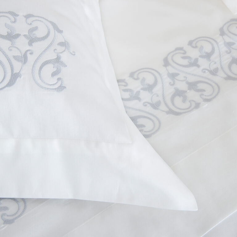 slide 3 Ornate Medallion Embroidered Sheet Set