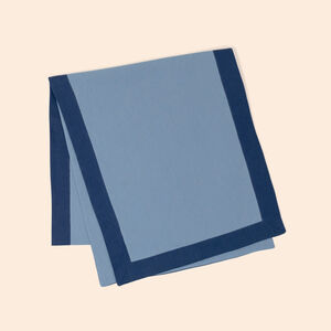 slide 4 Artistry Ajour Runner